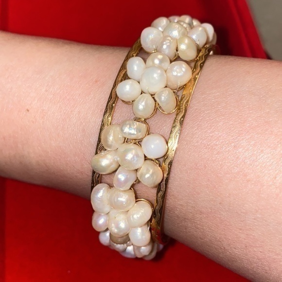 BRACELET
14K Pearls & Gold woman’s Bracelet ambiance vintage look for chic woman - Picture 1 of 9